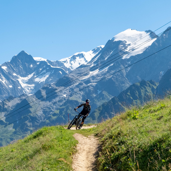 VTT sur le domaine skiable des Contamines 